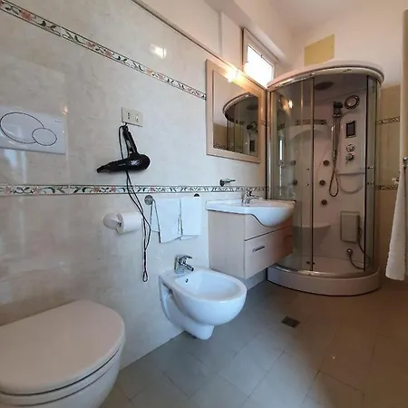 Moresco - Piscina Village Hotel Riccione