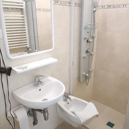 Moresco - Piscina Village 2* Riccione