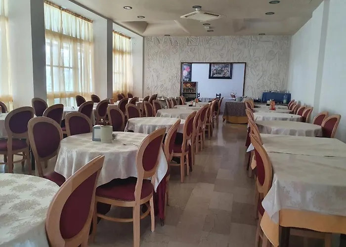 Moresco - Piscina Village Riccione