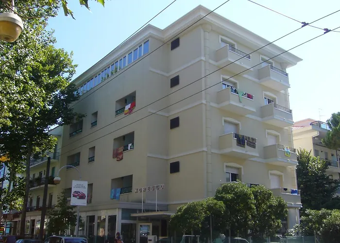 Hotel Moresco - Piscina Village Riccione