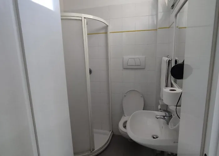 Moresco - Piscina Village