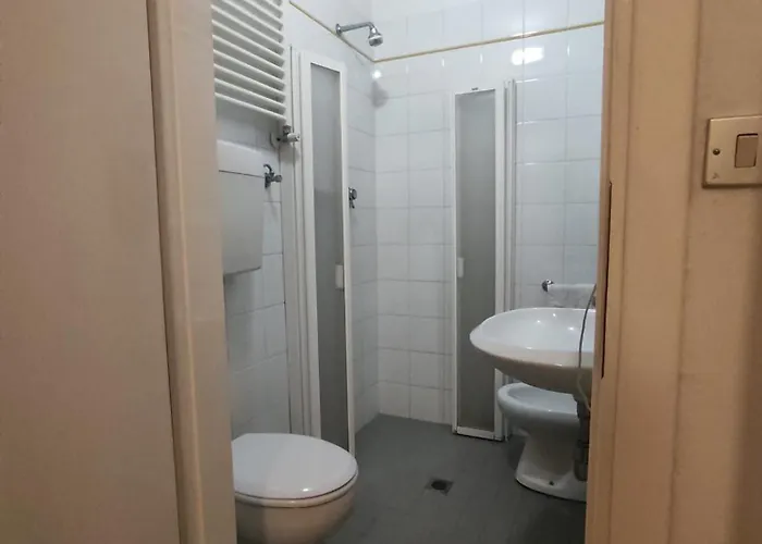 Moresco - Piscina Village Hotel