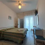 Moresco - Piscina Village 2*
