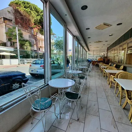 Moresco - Piscina Village 2* 리치오네