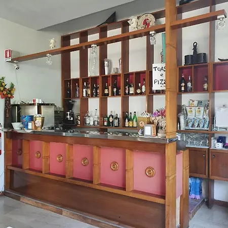 Moresco - Piscina Village 酒店 里乔内