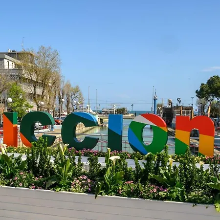 酒店 Moresco - Piscina Village 里乔内