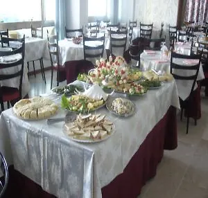 Moresco - Piscina Village Otel 2*