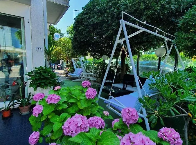 Moresco - Piscina Village Hotel Riccione