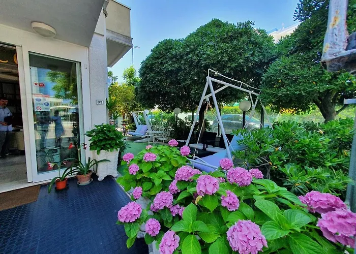 Moresco - Piscina Village Hotel Riccione