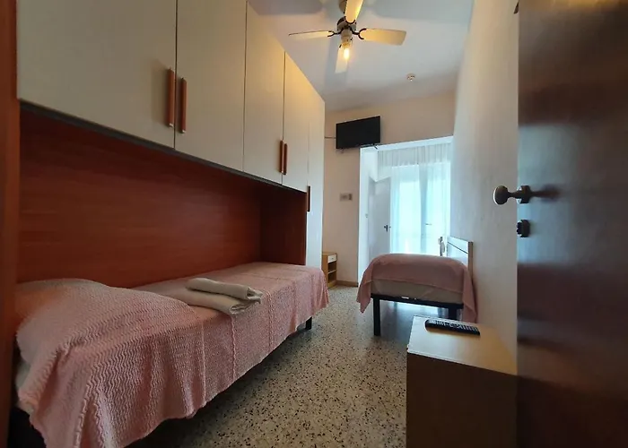 Moresco - Piscina Village Hotel 2*