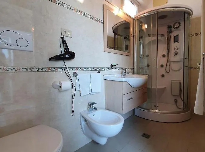 Moresco - Piscina Village Hotel Riccione