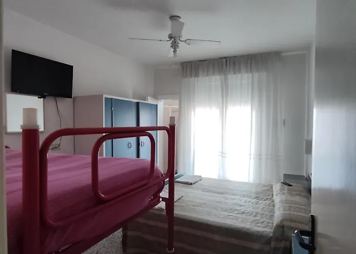 Moresco - Piscina Village Hotel